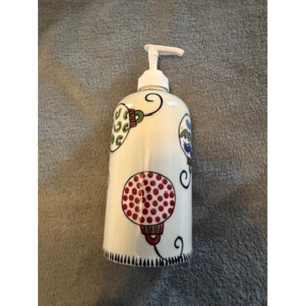 M Bagwell Simply Christmas Ceramic Soap‎ Lotion Dispenser Ornament White